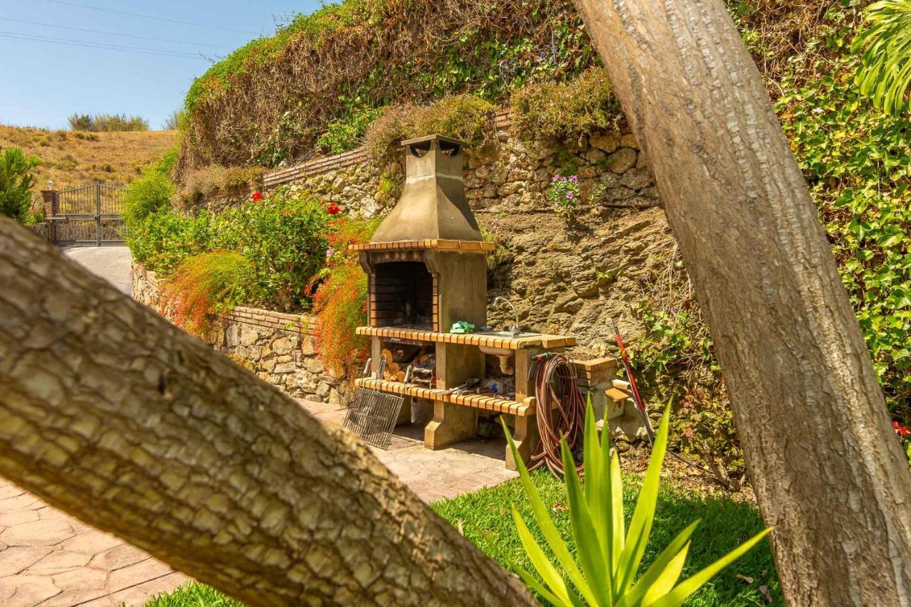 Villa Andalucia: Cerca De Todo, Intimidad Y Espacio Nerja Eksteriør bilde