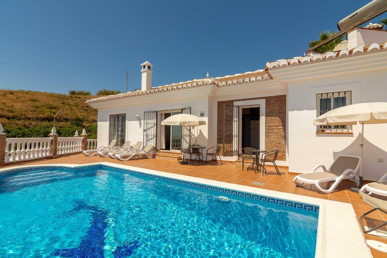 Villa Andalucia: Cerca De Todo, Intimidad Y Espacio Nerja Eksteriør bilde